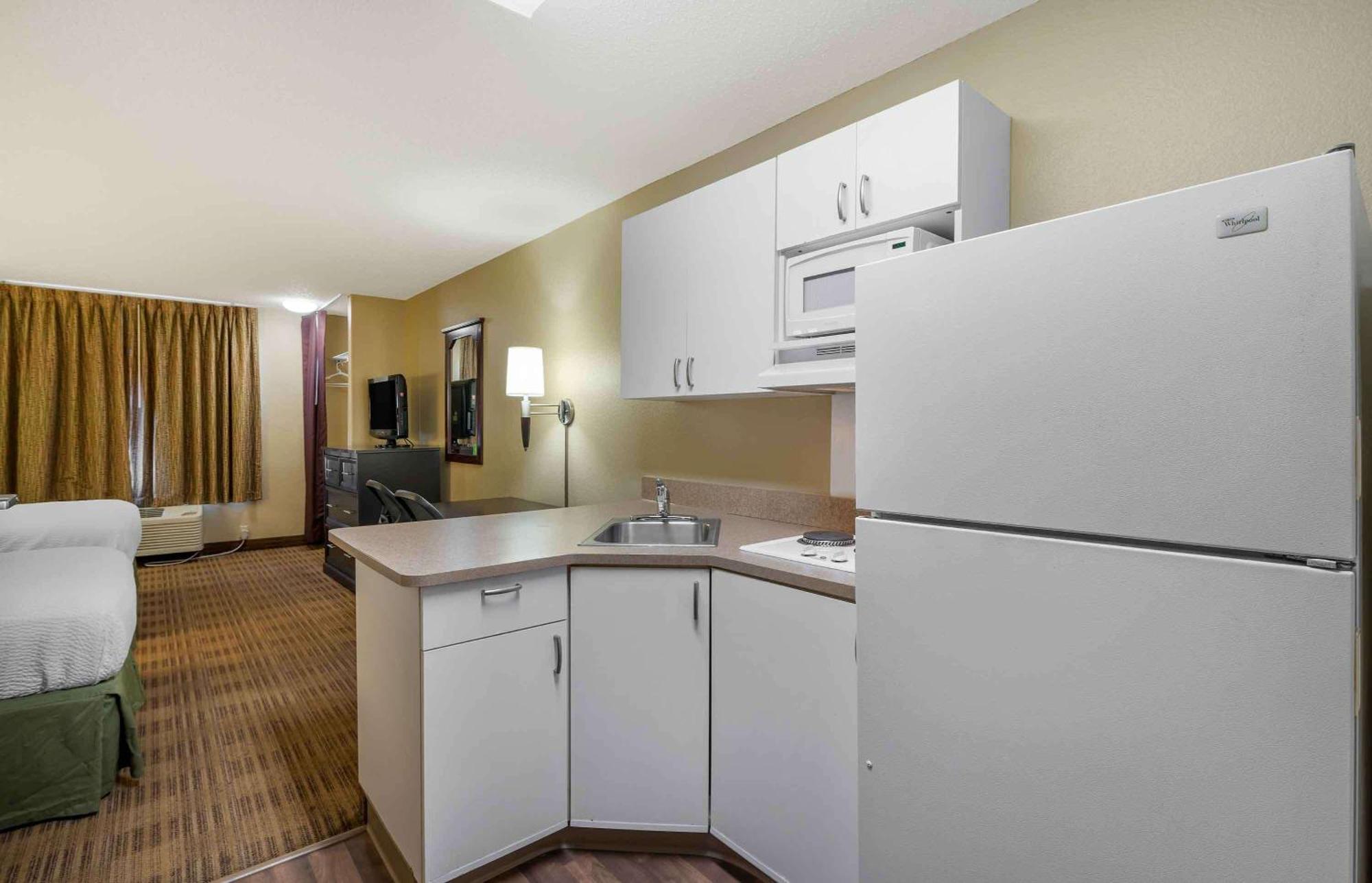 Extended Stay America Suites - Champaign - Urbana Exterior photo