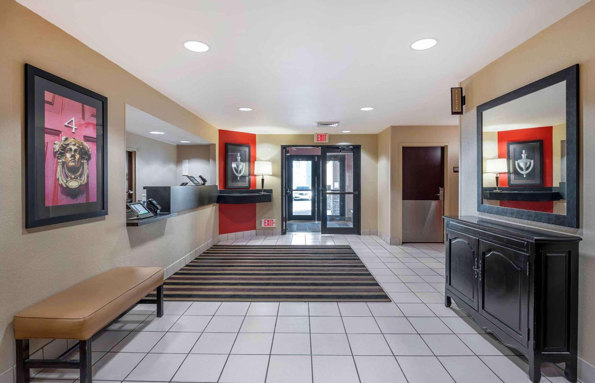 Extended Stay America Suites - Champaign - Urbana Exterior photo
